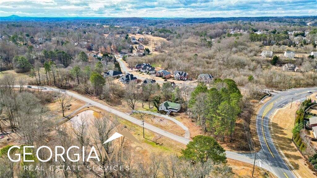 1515 Little Road Property Photo 2