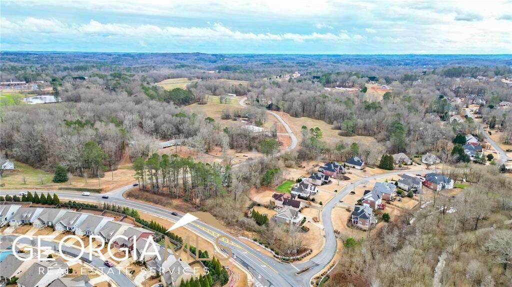 1515 Little Road Property Photo 5