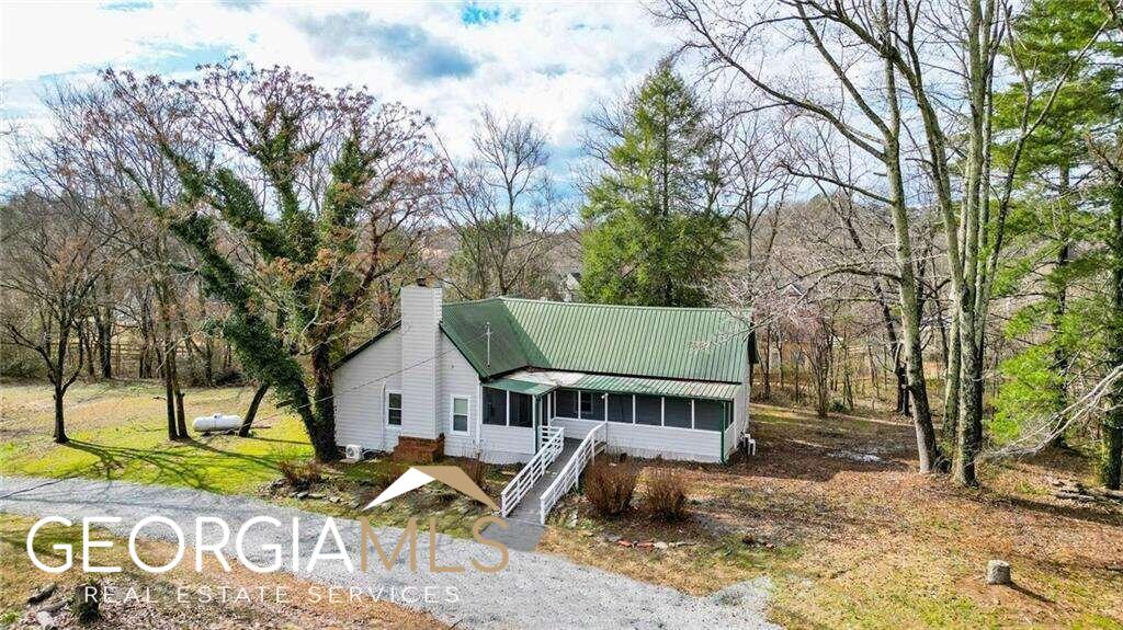 1515 Little Road Property Photo 9