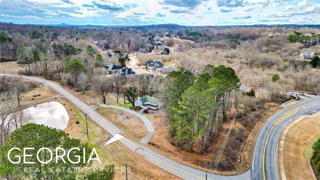 1515 Little Road Property Photo 14