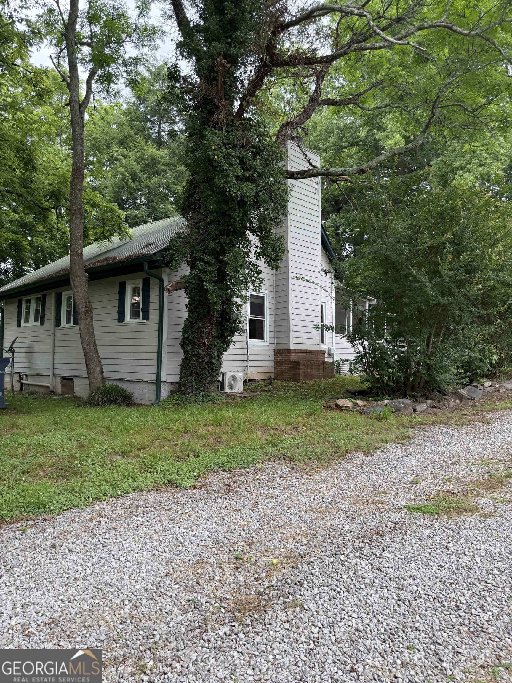 1515 Little Road Property Photo 19