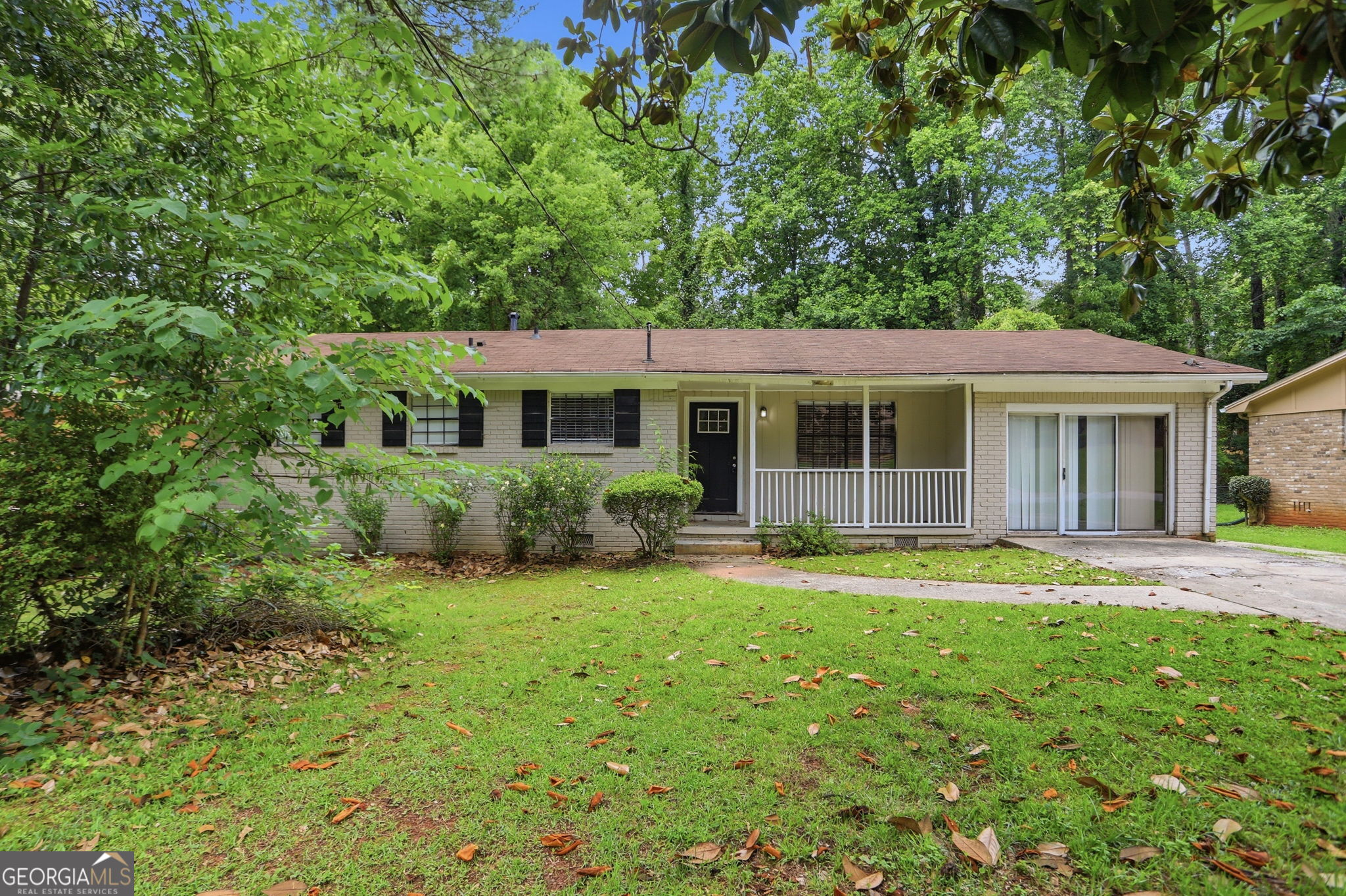 2749 Williamsburg Drive Property Photo 1