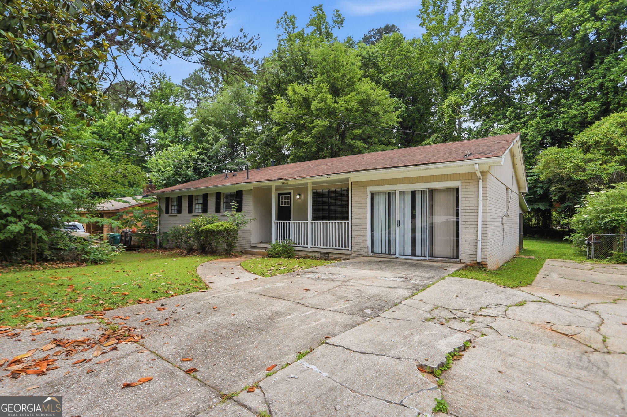 2749 Williamsburg Drive Property Photo 2
