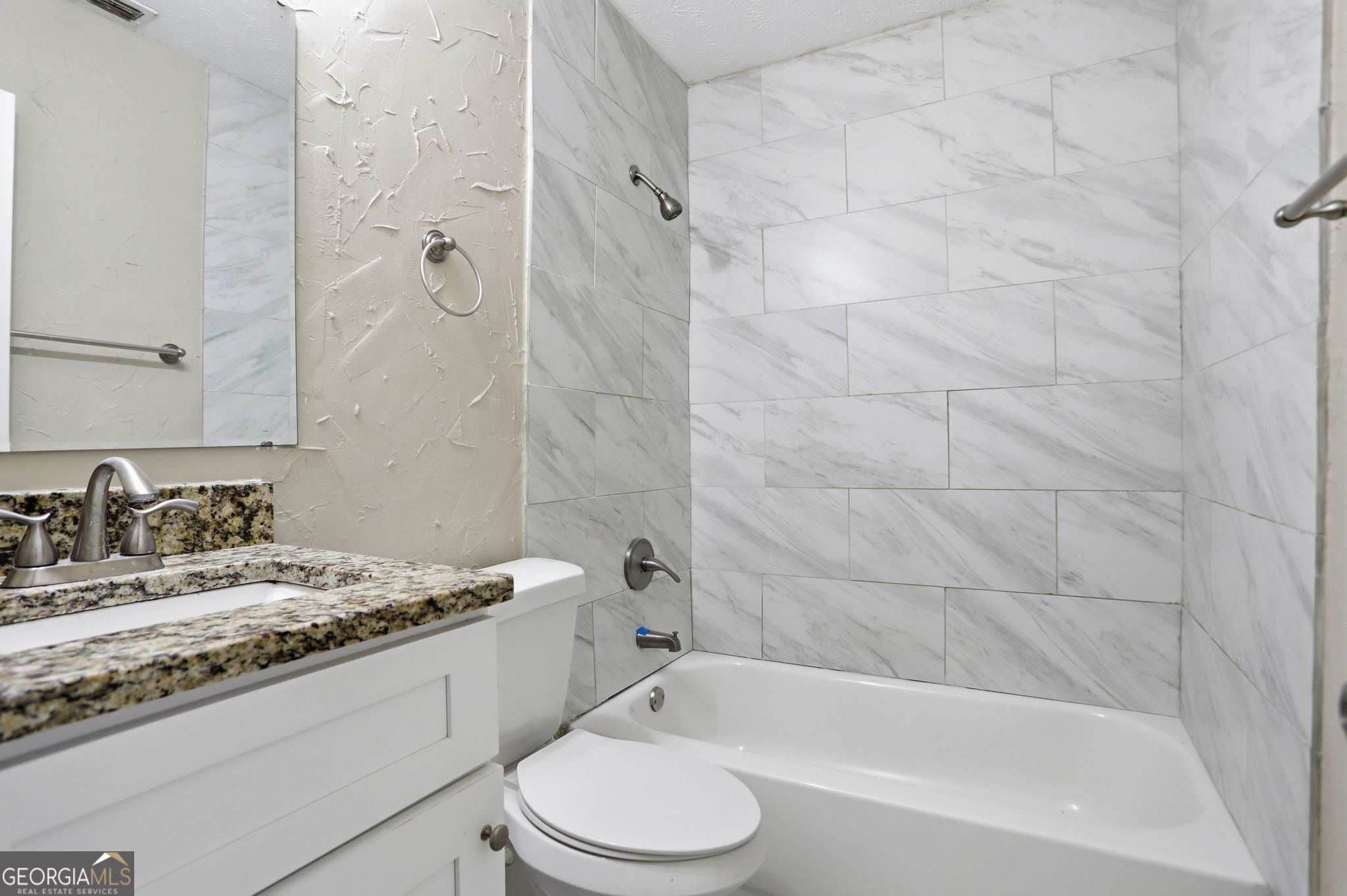 2749 Williamsburg Drive Property Photo 23