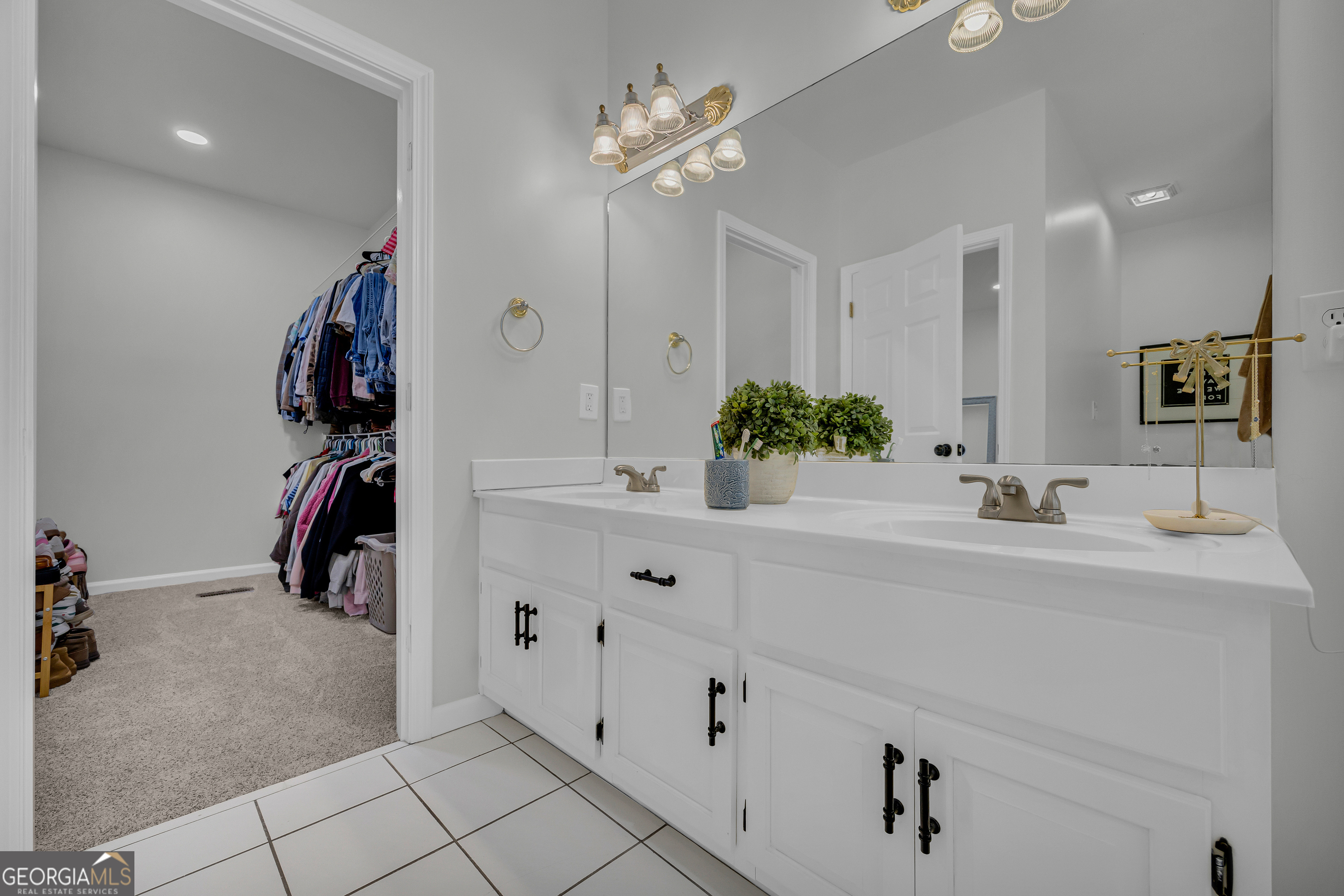 163 Tuxedo Drive Property Photo 38
