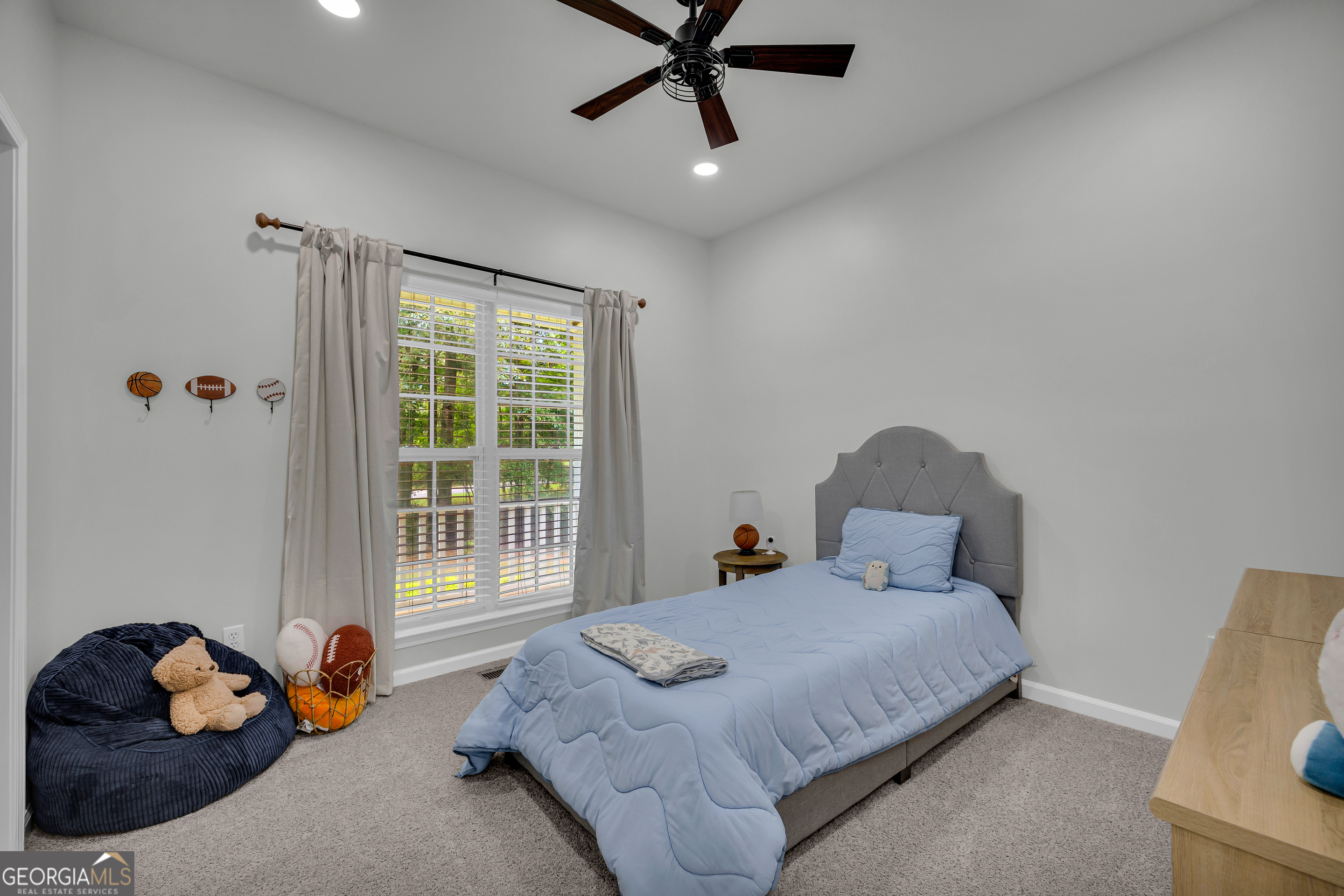 163 Tuxedo Drive Property Photo 43