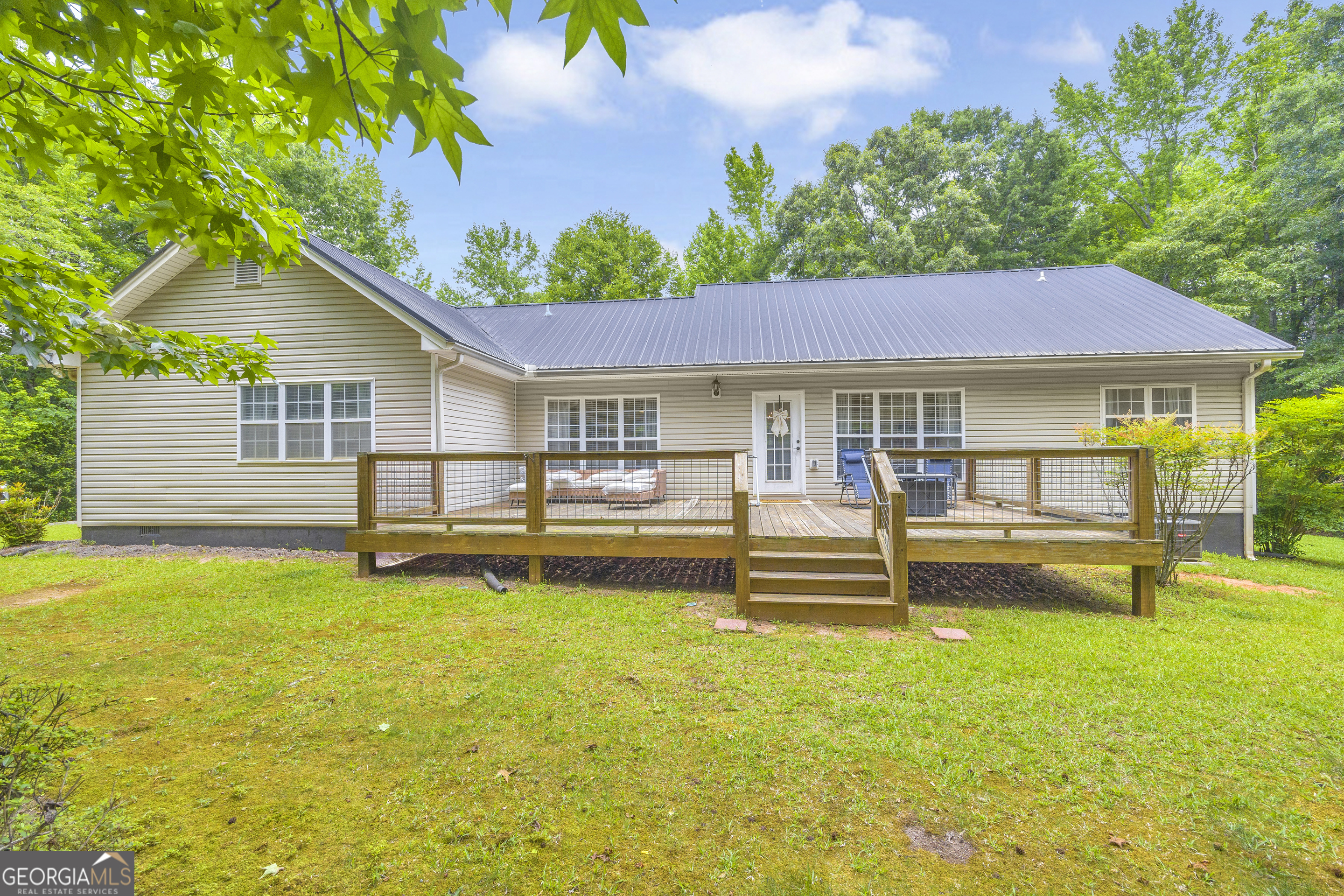 163 Tuxedo Drive Property Photo 49