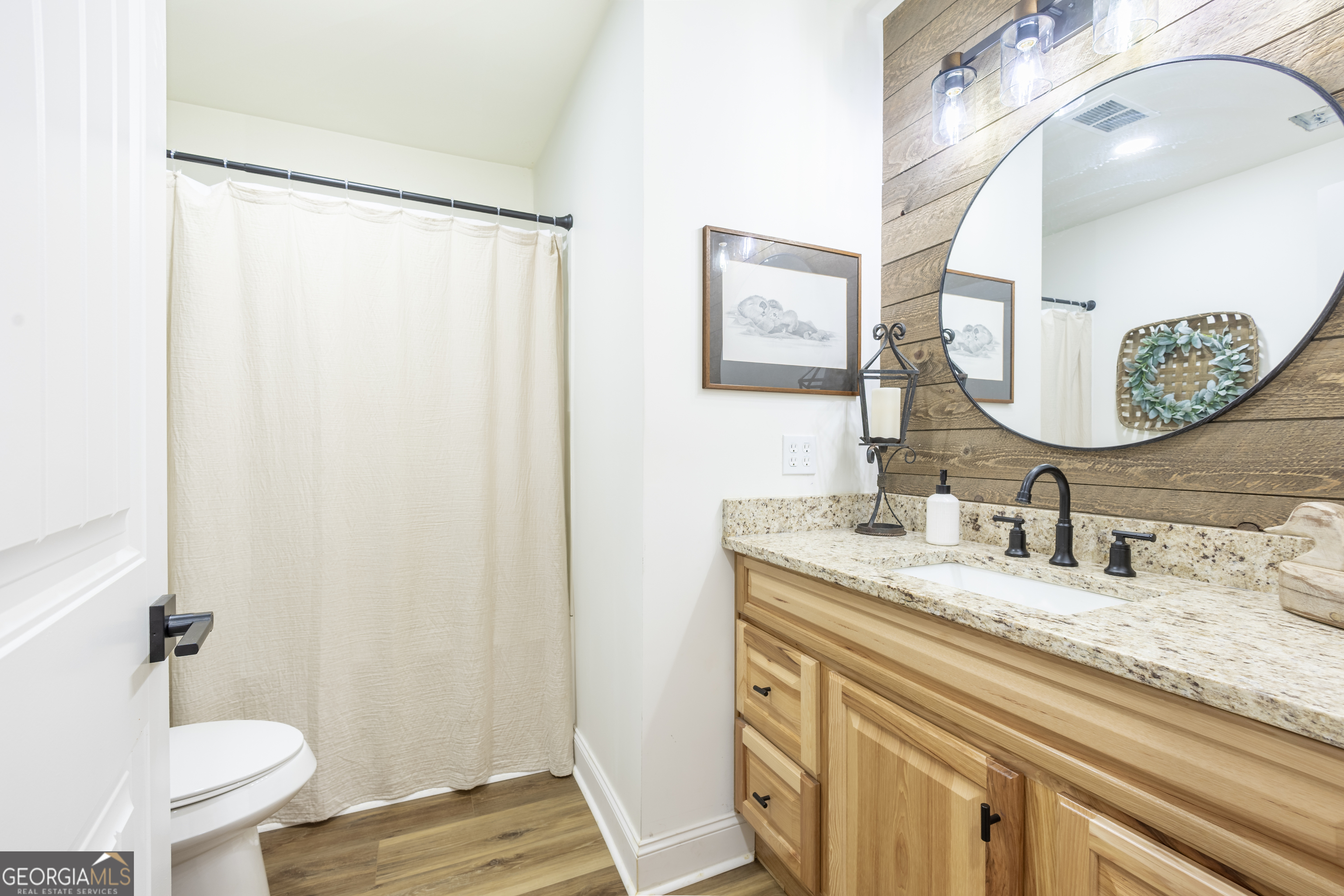 2729 County Road 203 Property Photo 6