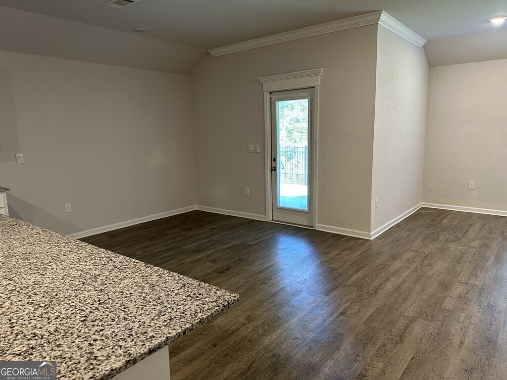 212 Michaels Way Property Photo 10