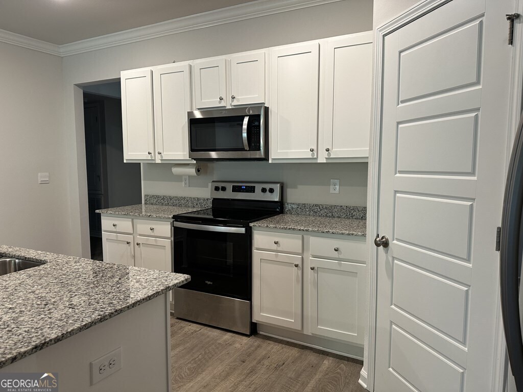 212 Michaels Way Property Photo 12