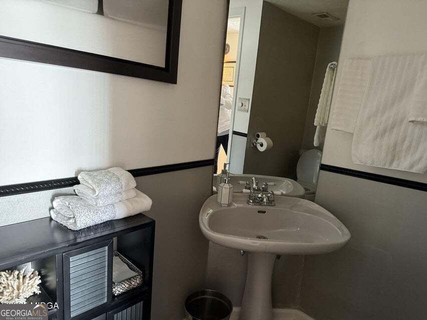 4620 Stratford Oaks Drive S Property Photo 20
