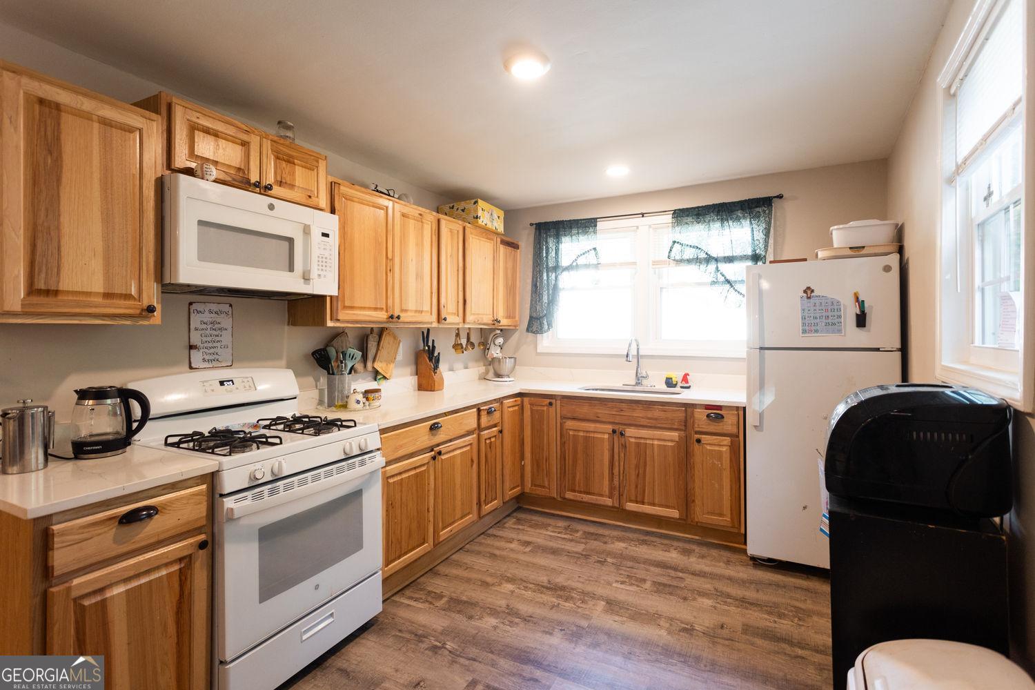 521 Green Street Property Photo 9