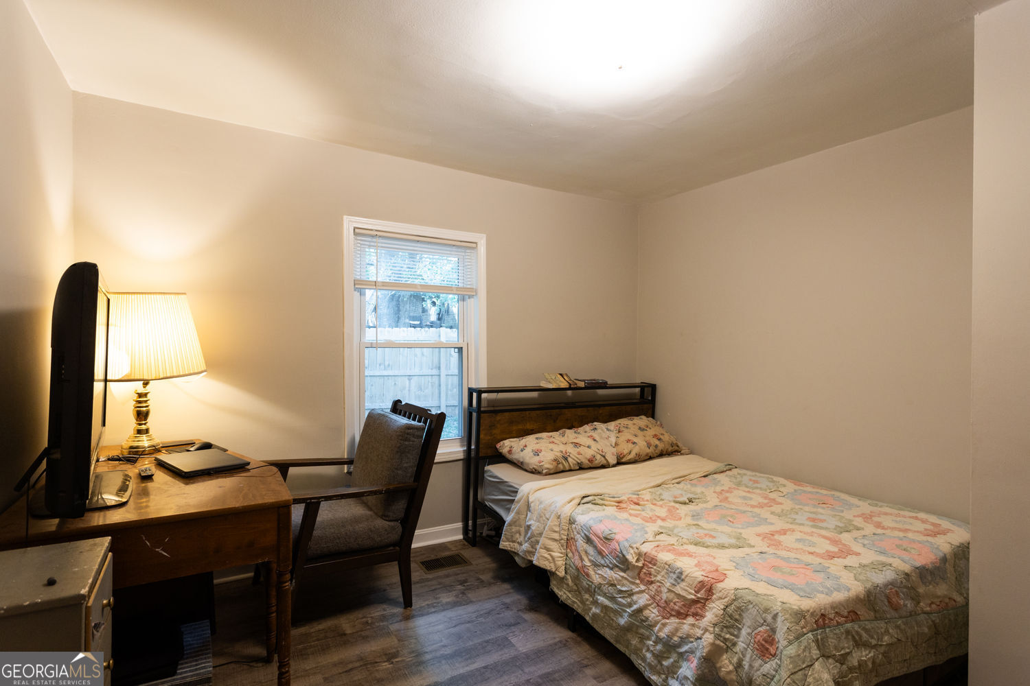 521 Green Street Property Photo 14