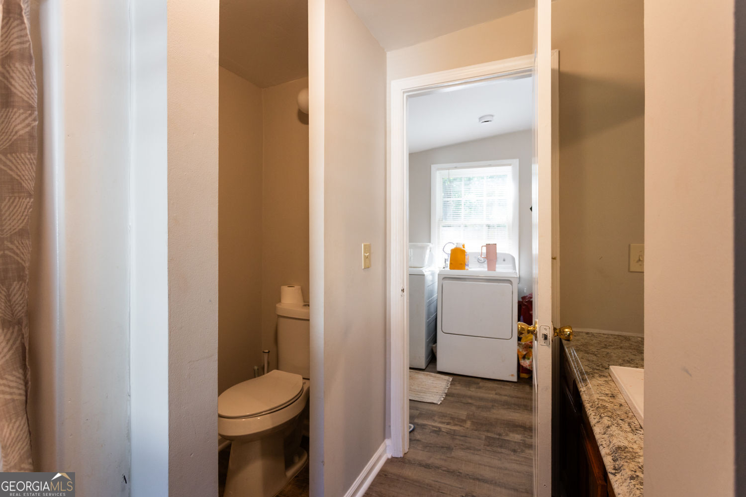 521 Green Street Property Photo 17