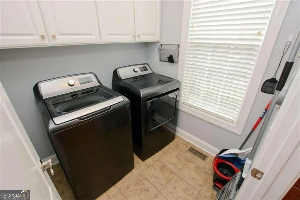 121 Meadow Creek Circle Property Photo 21