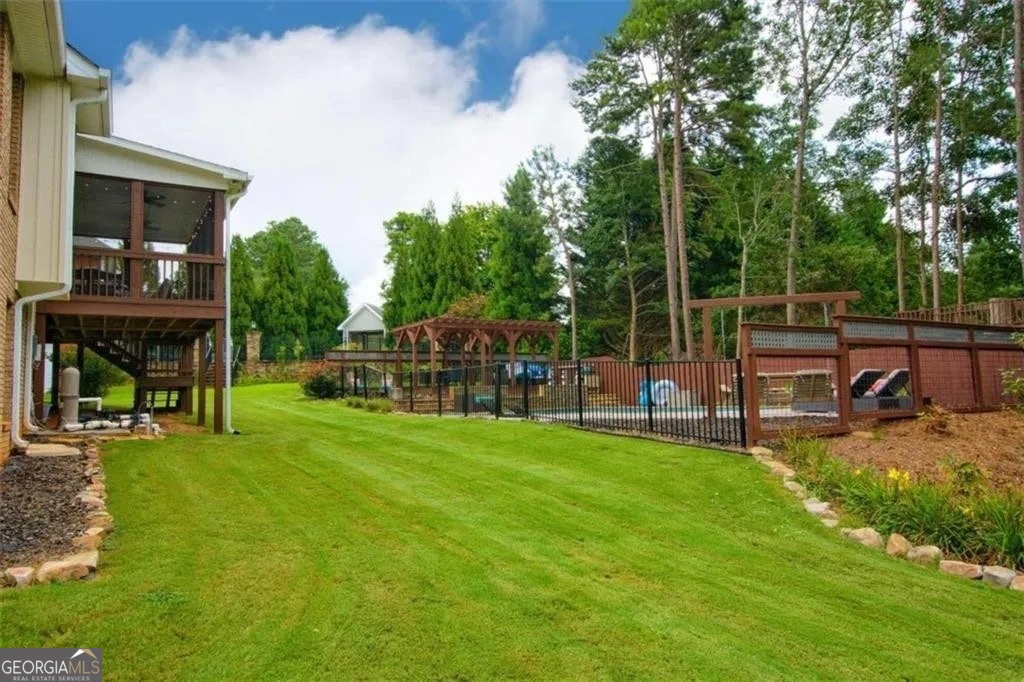 121 Meadow Creek Circle Property Photo 64