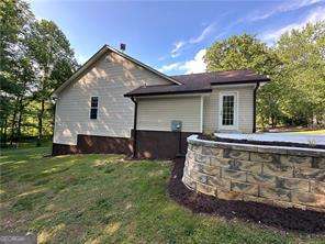 200 Heard Road Property Photo 3