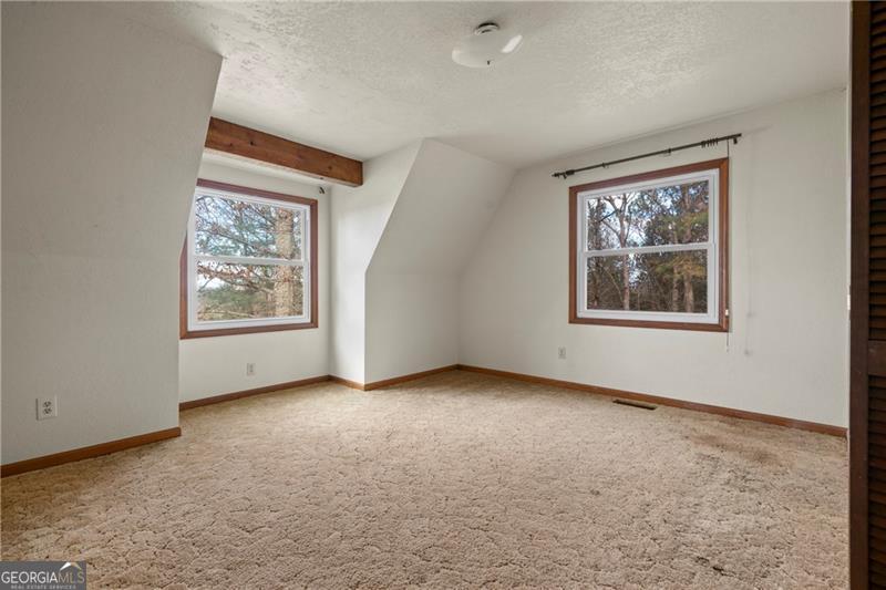 5388 Price Road Property Photo 13