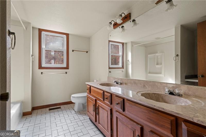 5388 Price Road Property Photo 15
