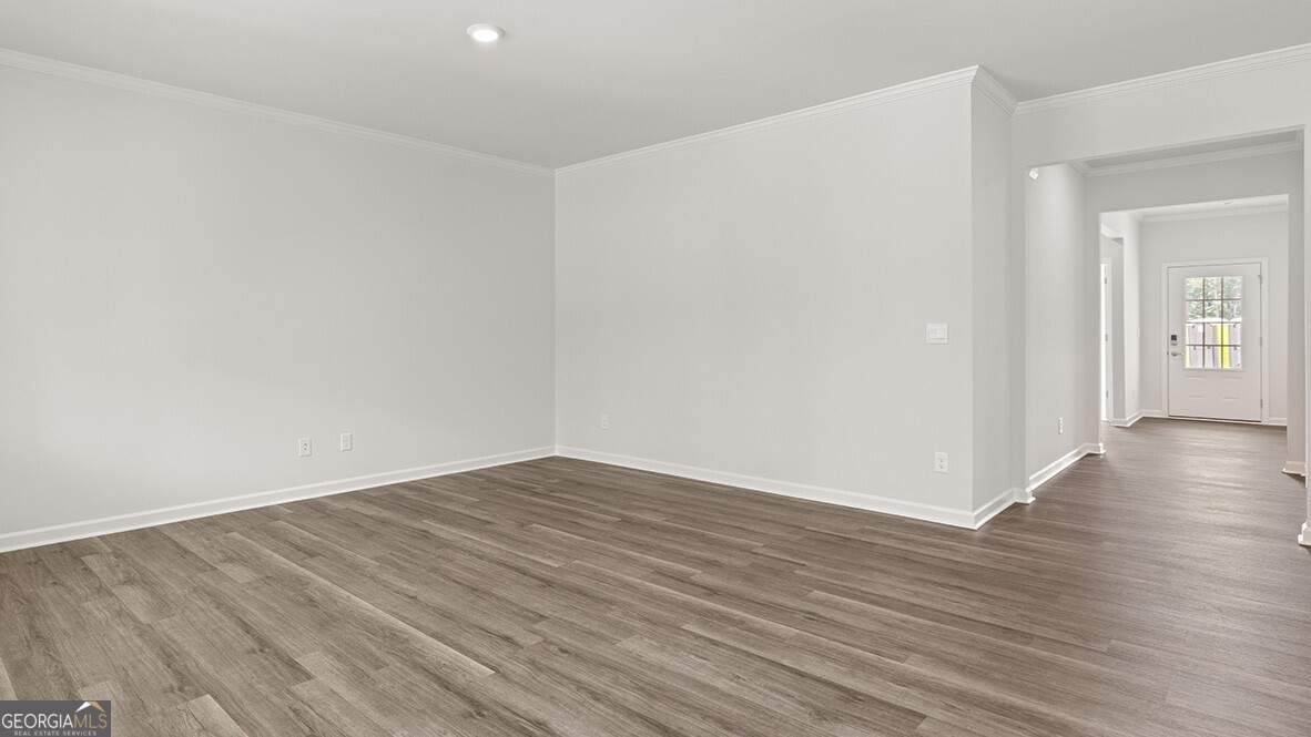 8175 Coldstream Drive Property Photo 14