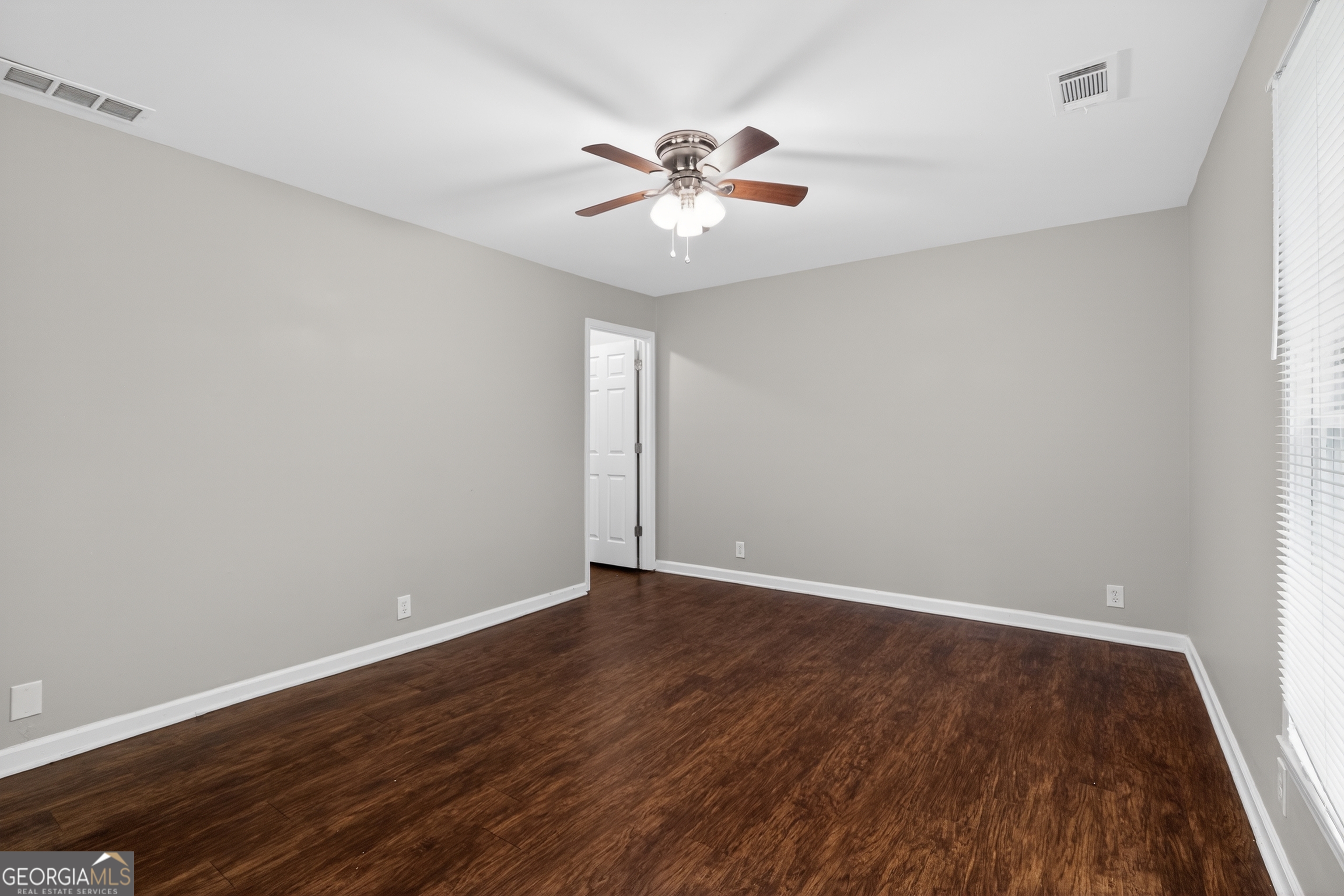 7127 Riverside Drive Property Photo 25