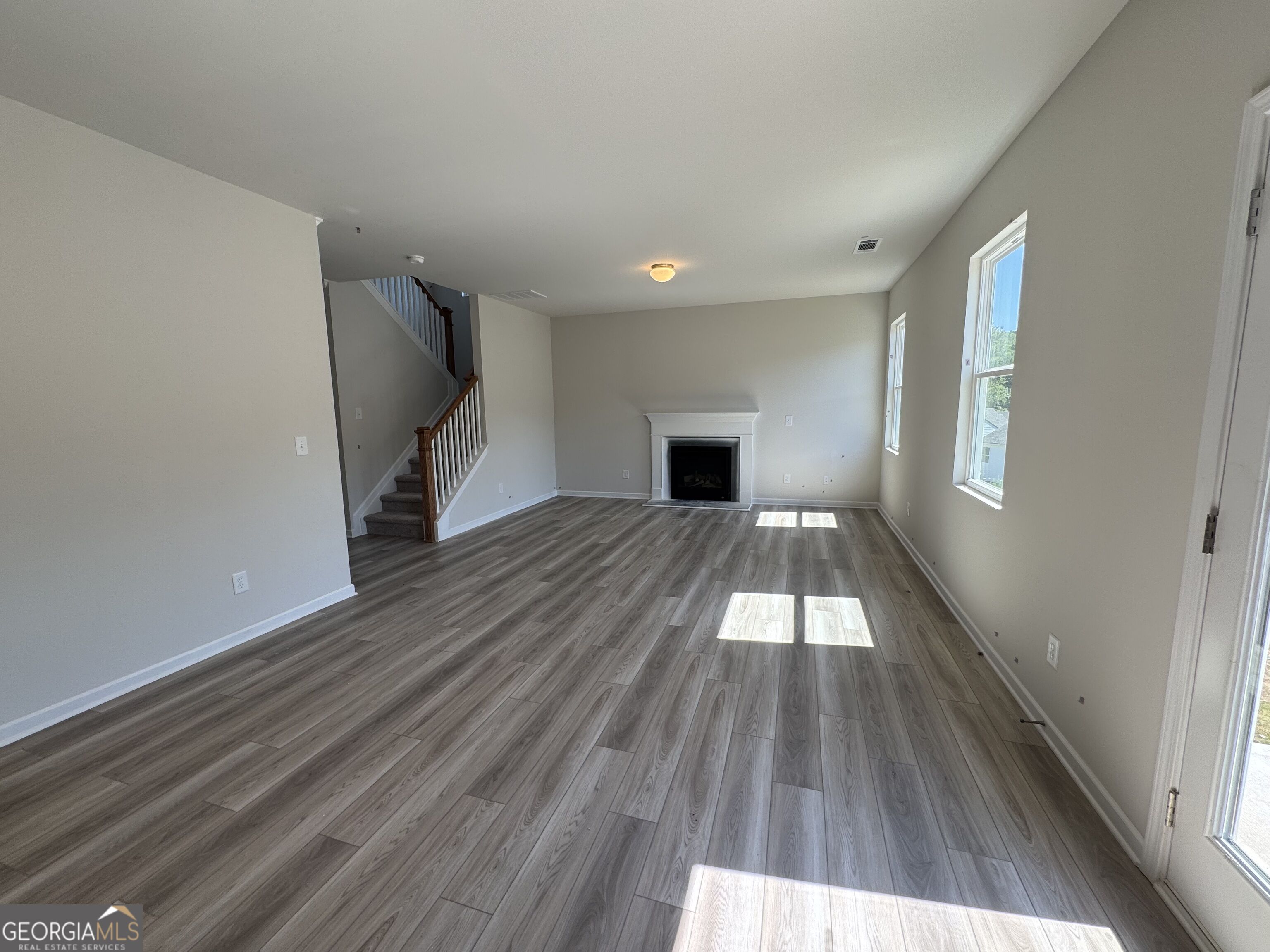 829 Oakmont Trace Property Photo 4