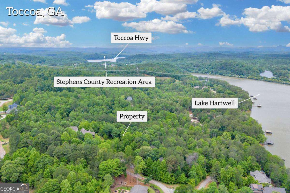 5 Edgewater Trail Property Photo 12