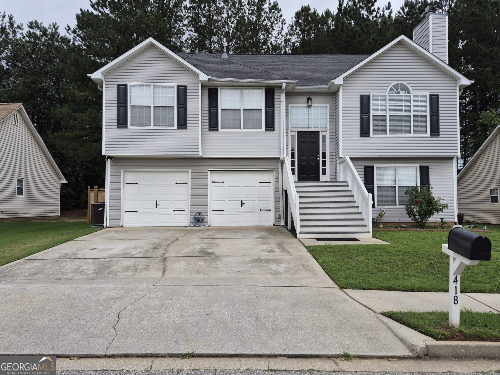 418 Summer Hill Circle Property Photo 1
