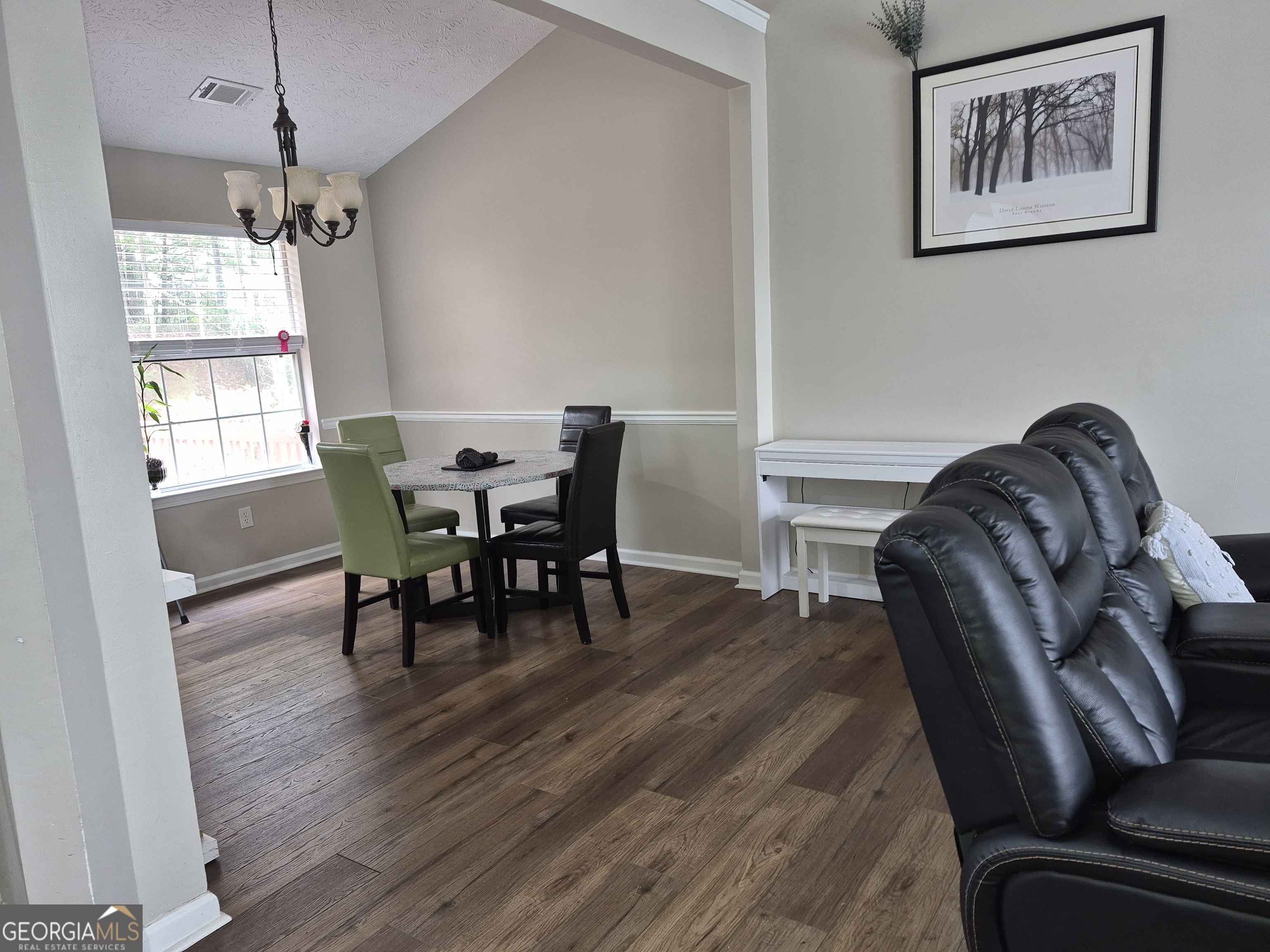 418 Summer Hill Circle Property Photo 4