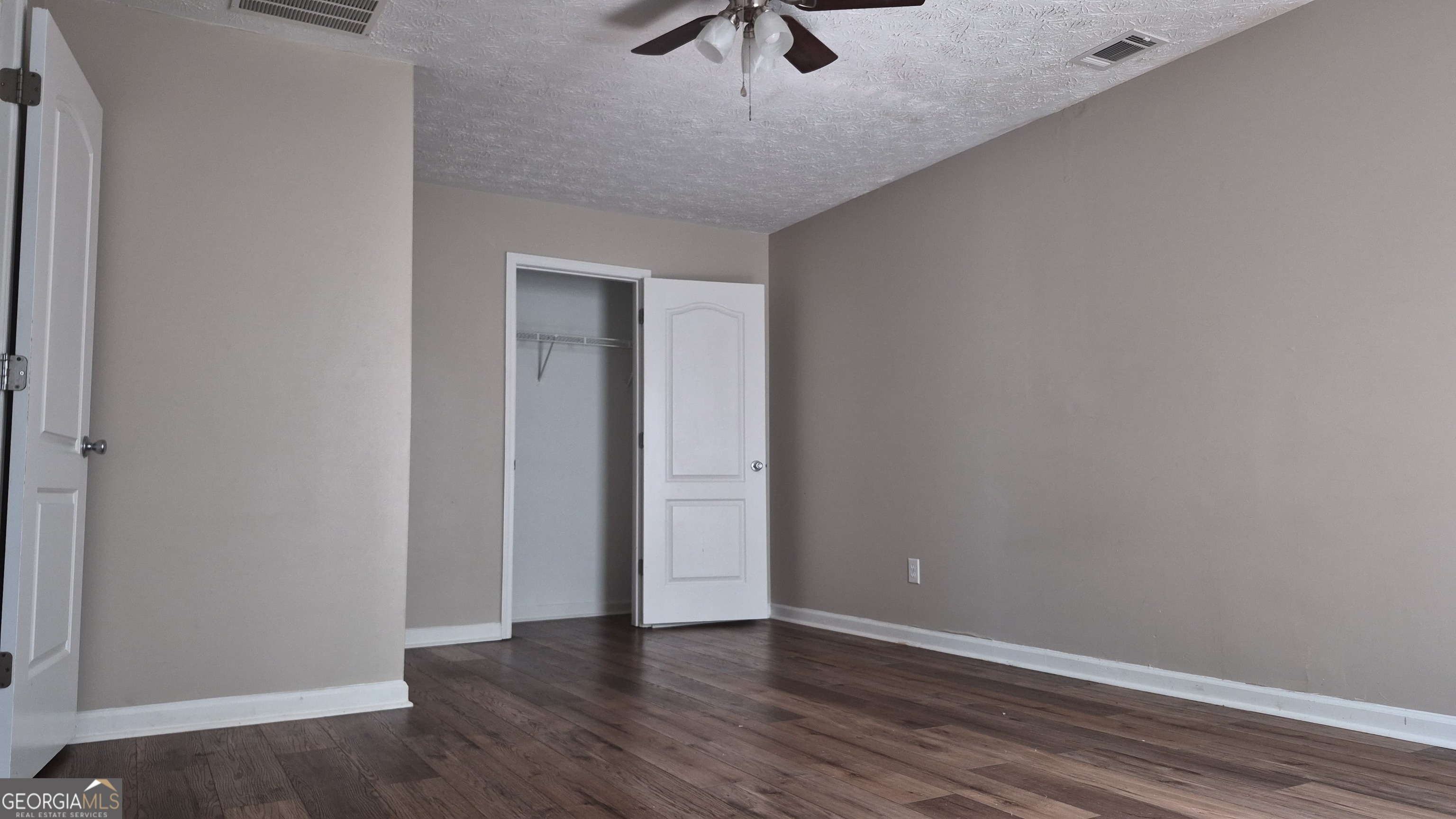 418 Summer Hill Circle Property Photo 23