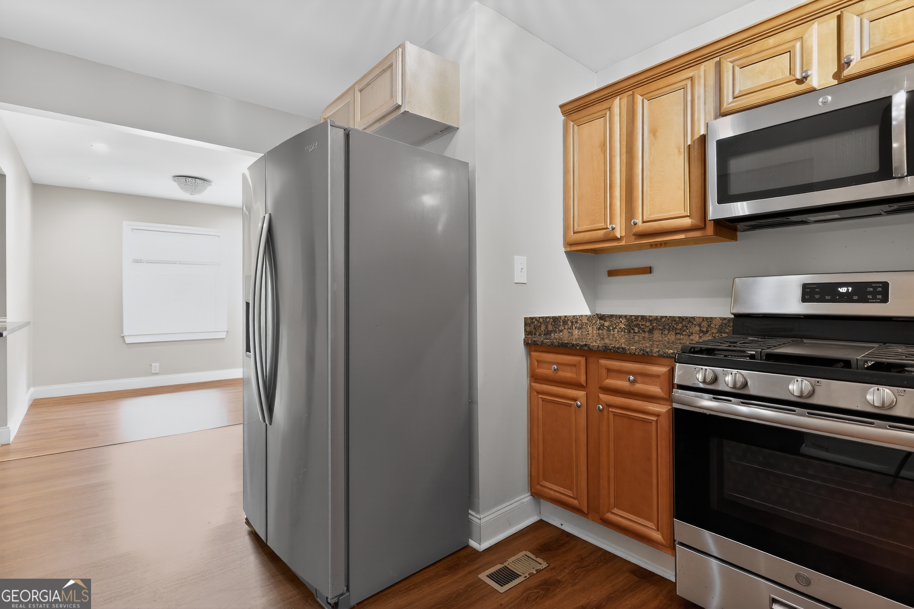1868 Longdale Drive Property Photo 14