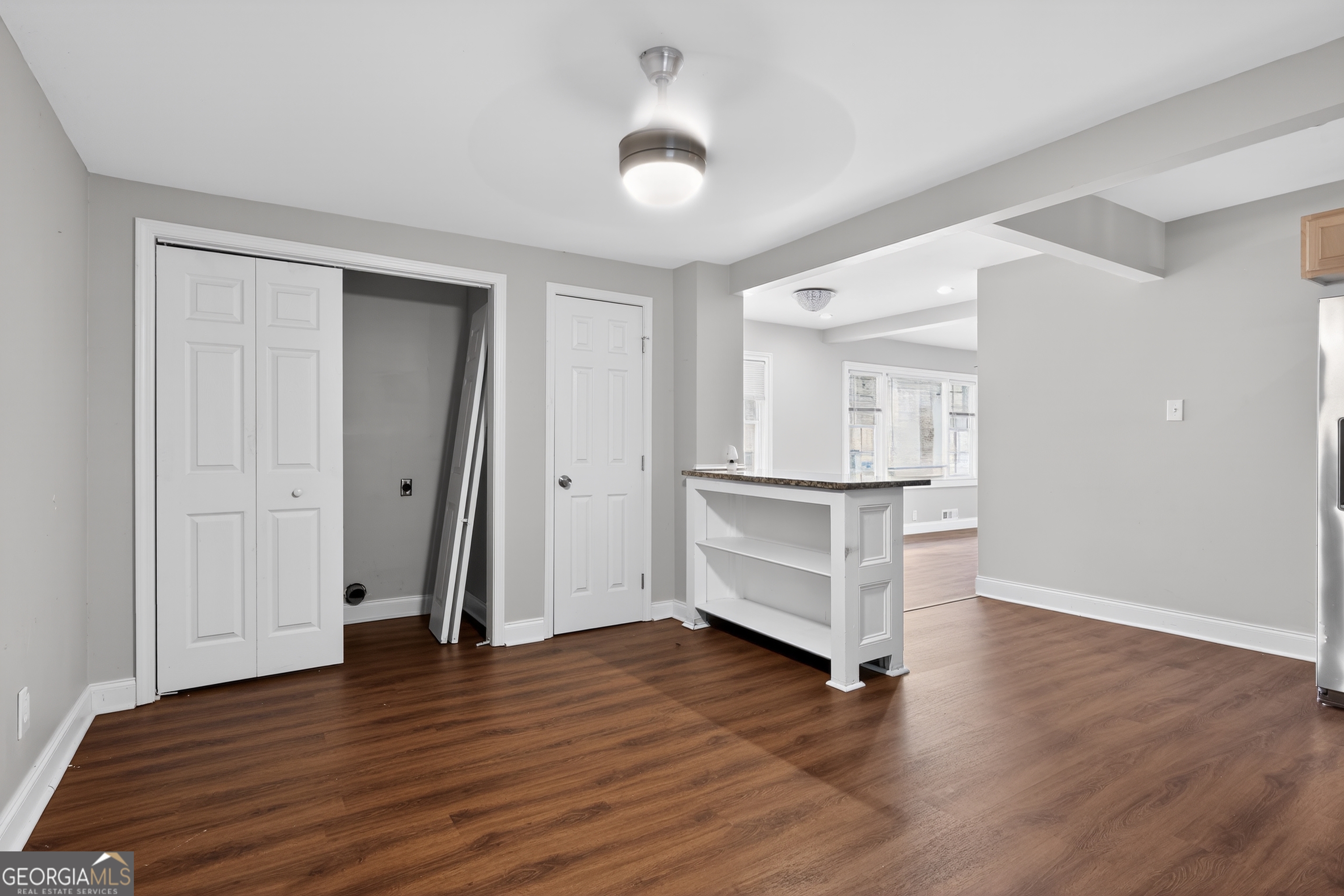 1868 Longdale Drive Property Photo 17