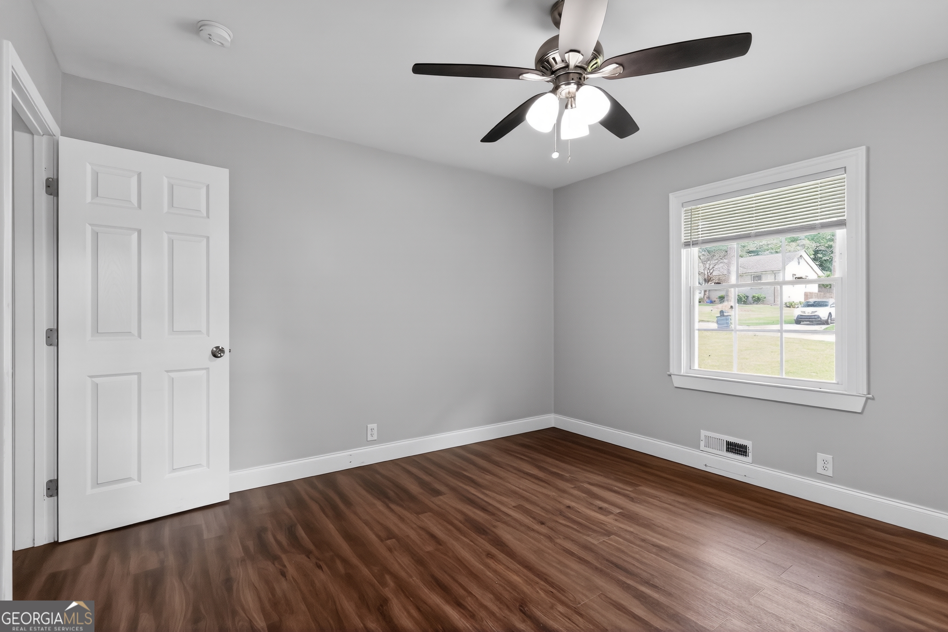 1868 Longdale Drive Property Photo 22