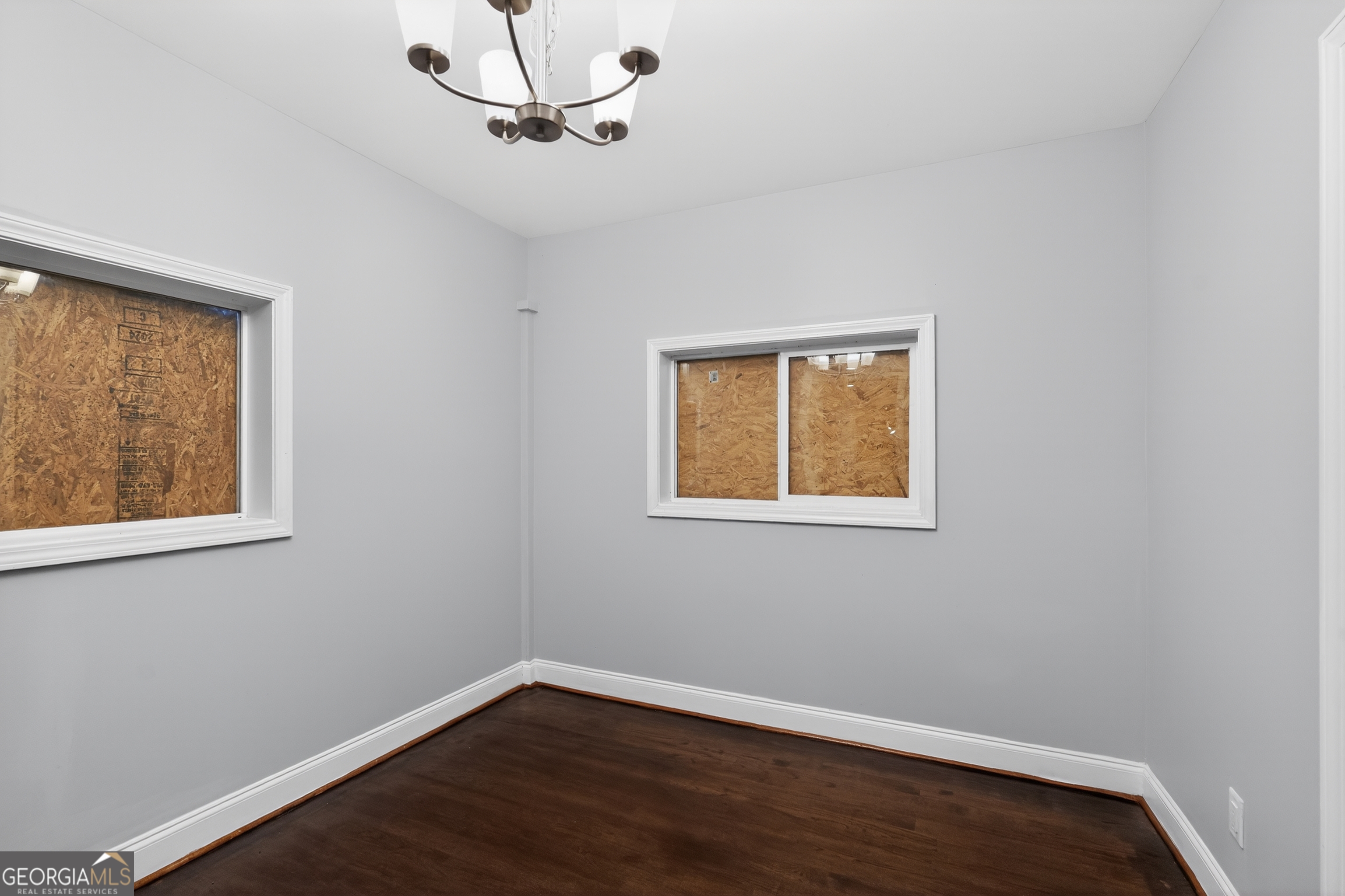 3426 Glenwood Road Property Photo 17