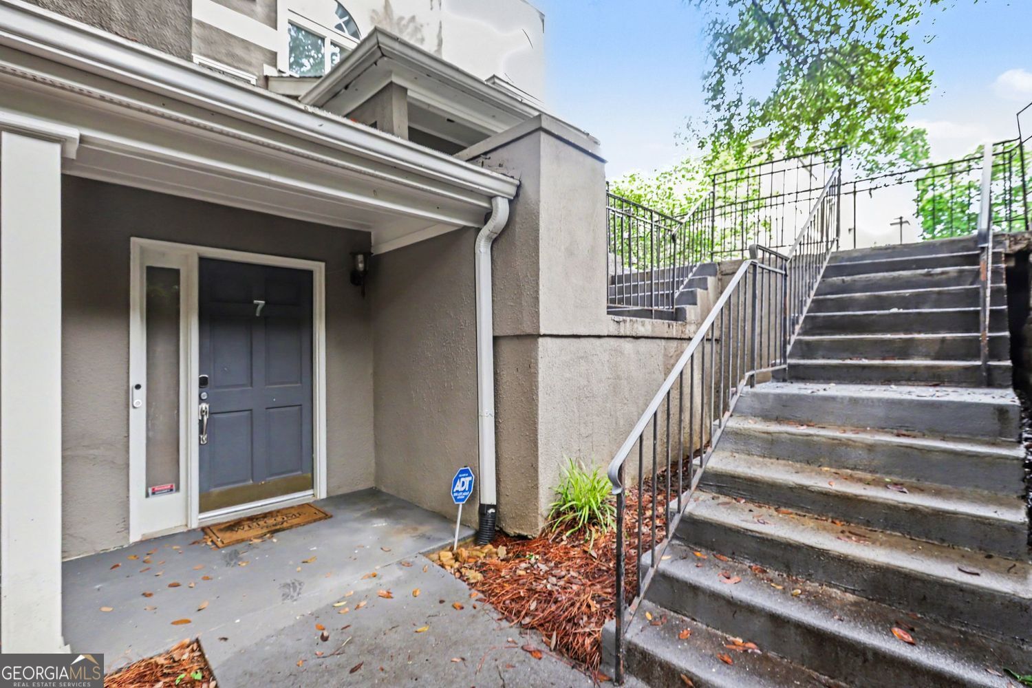 7 Saint Claire Lane Ne Property Photo 1