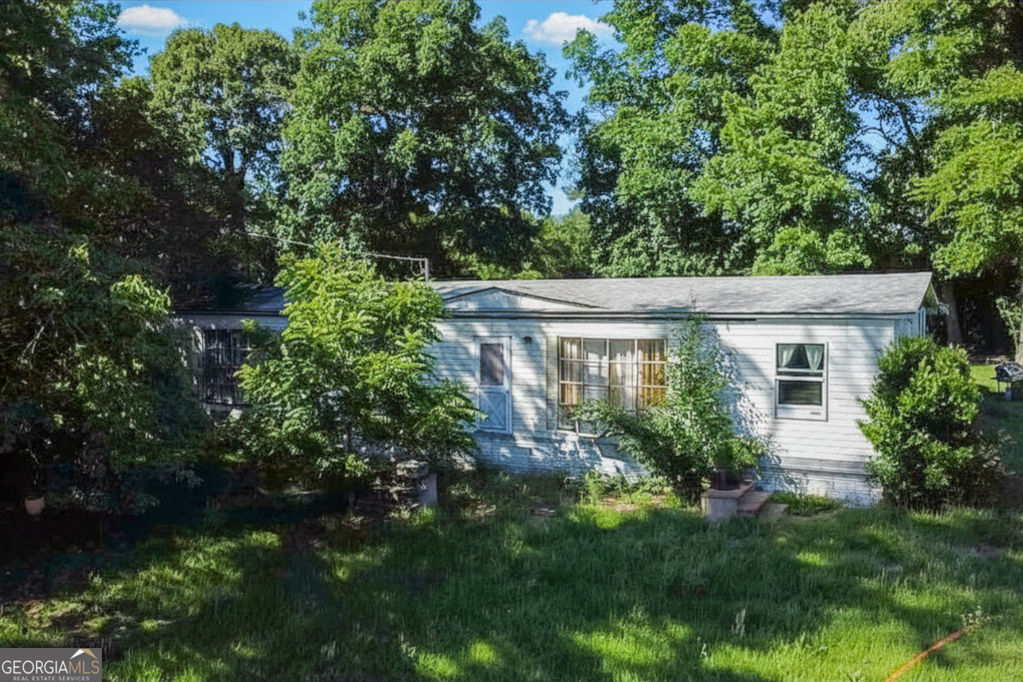 2279 Highway 18 E Property Photo 5