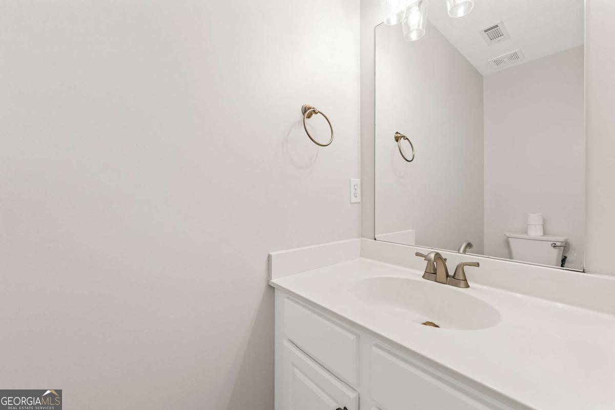 370 Manor Glen Drive Property Photo 21