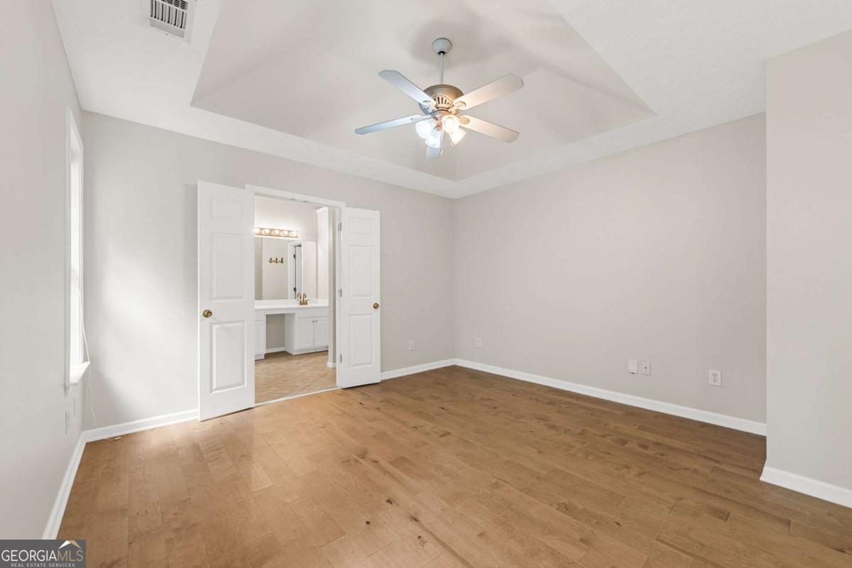 370 Manor Glen Drive Property Photo 28