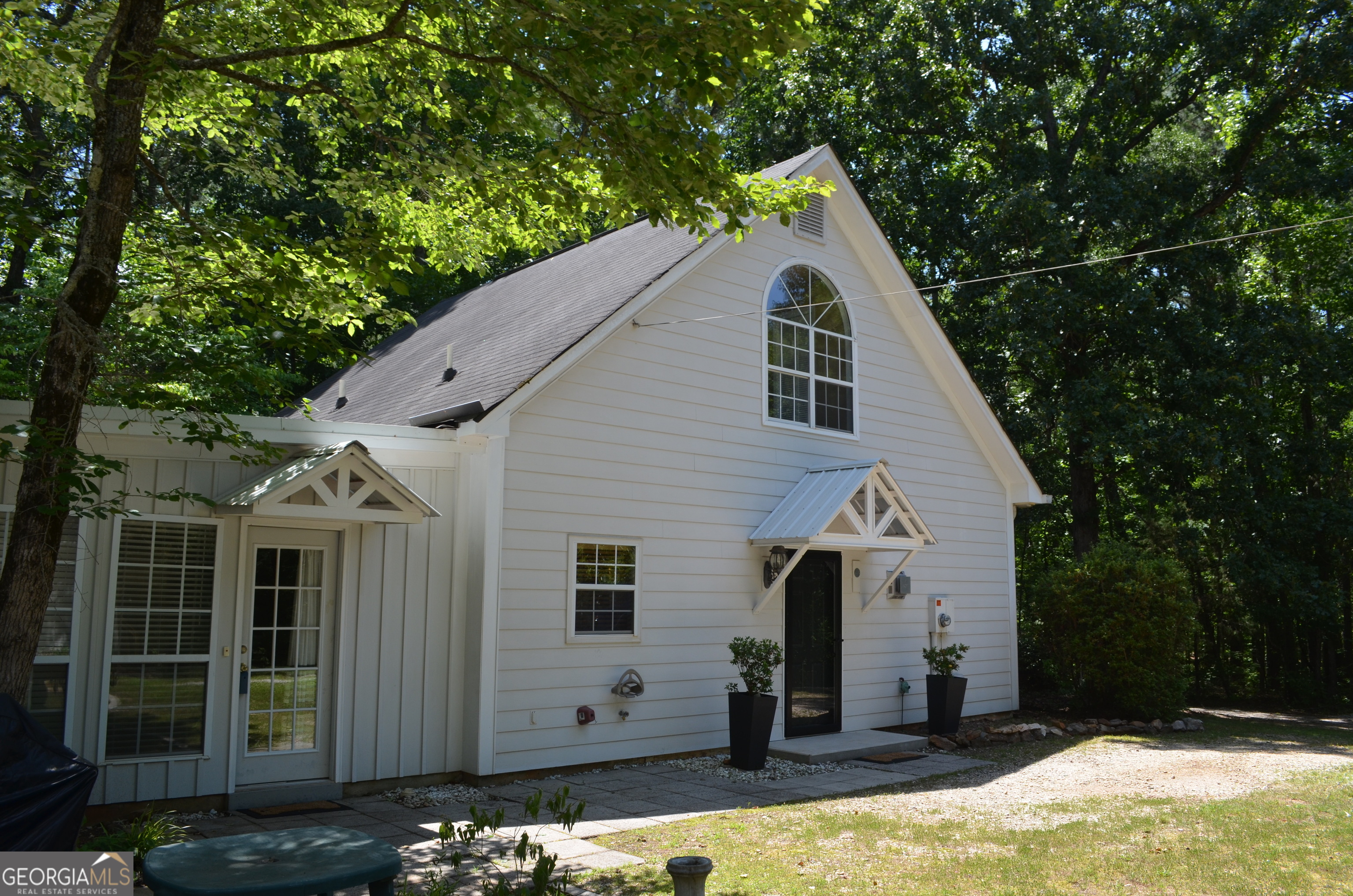 406 Covered Bridge Road Property Photo 3