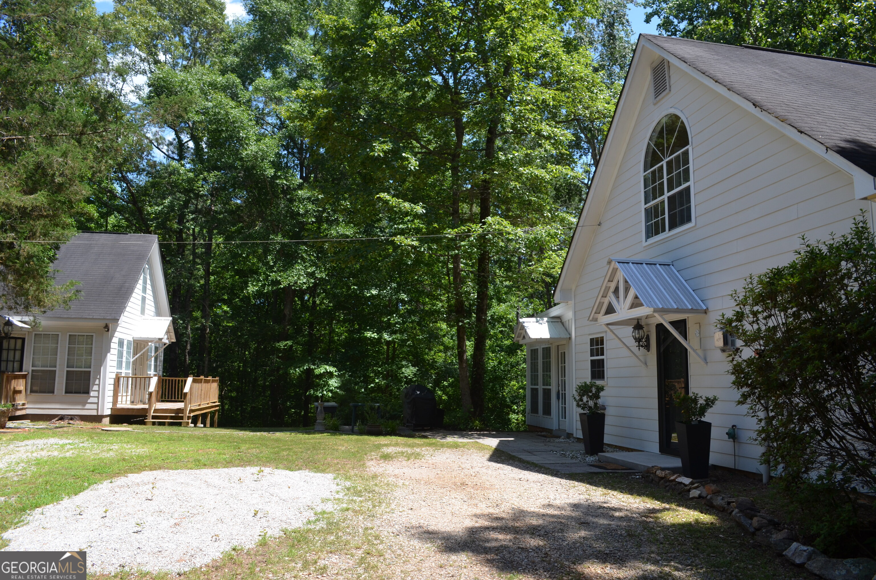 406 Covered Bridge Road Property Photo 4