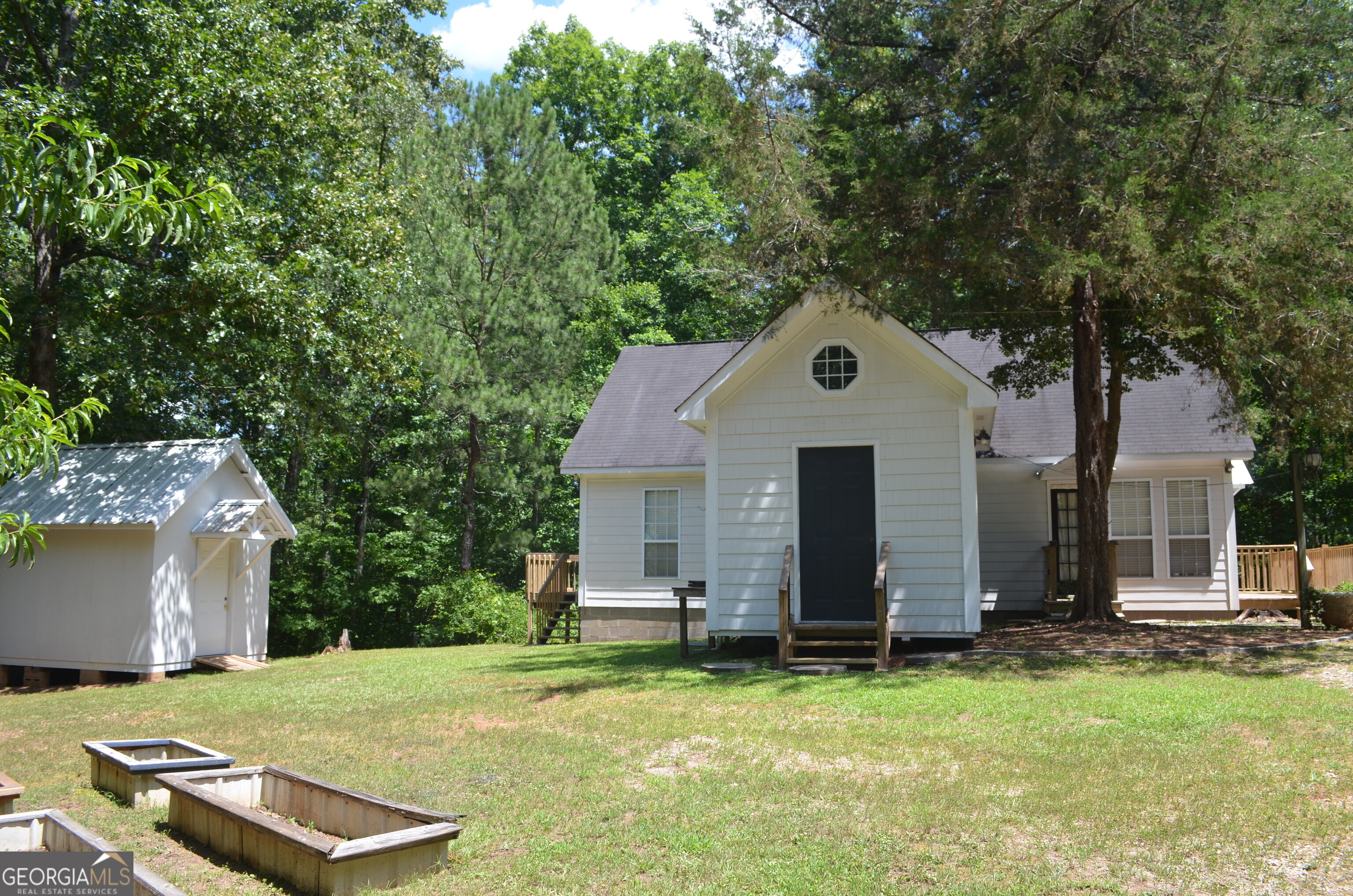 406 Covered Bridge Road Property Photo 5