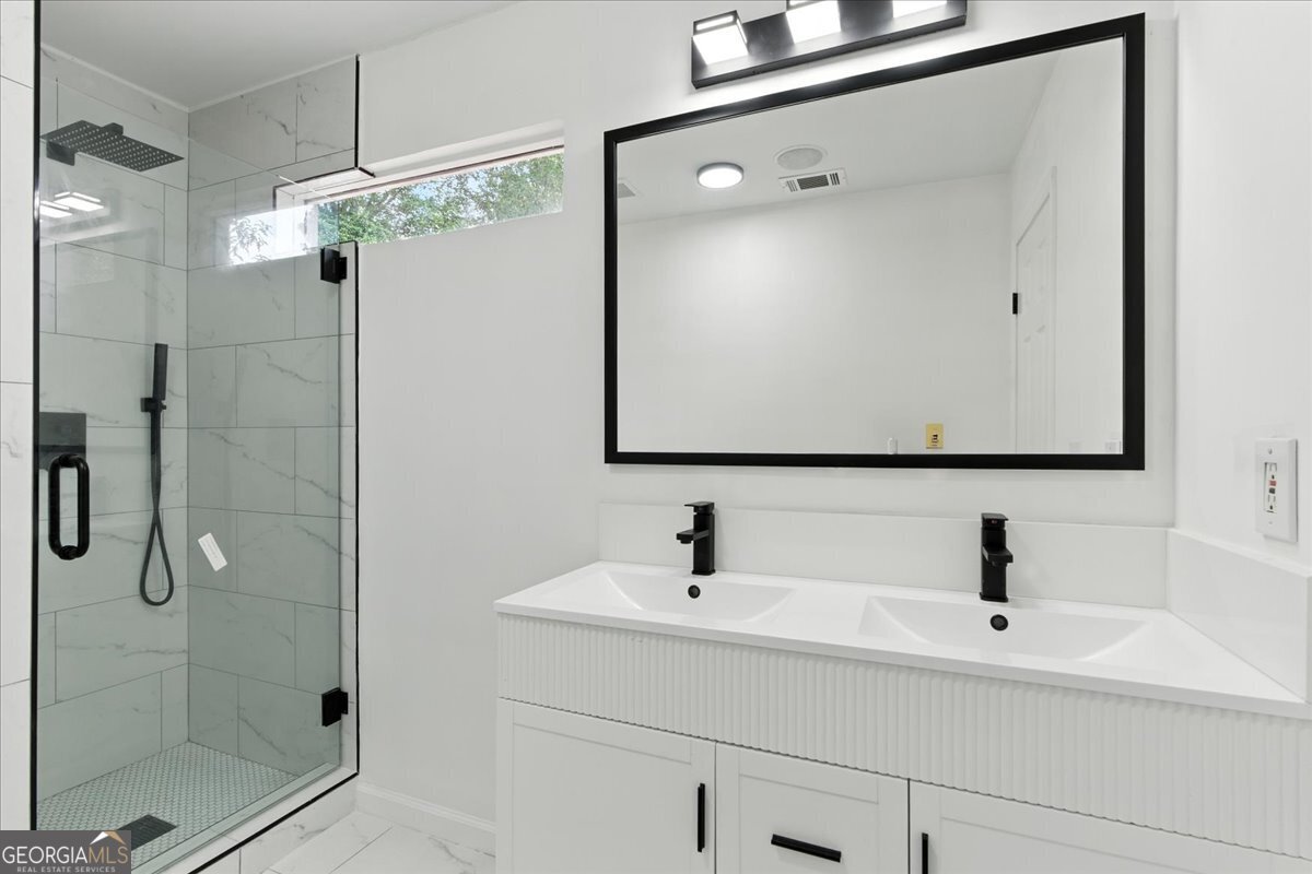 2865 Landington Way Property Photo 18