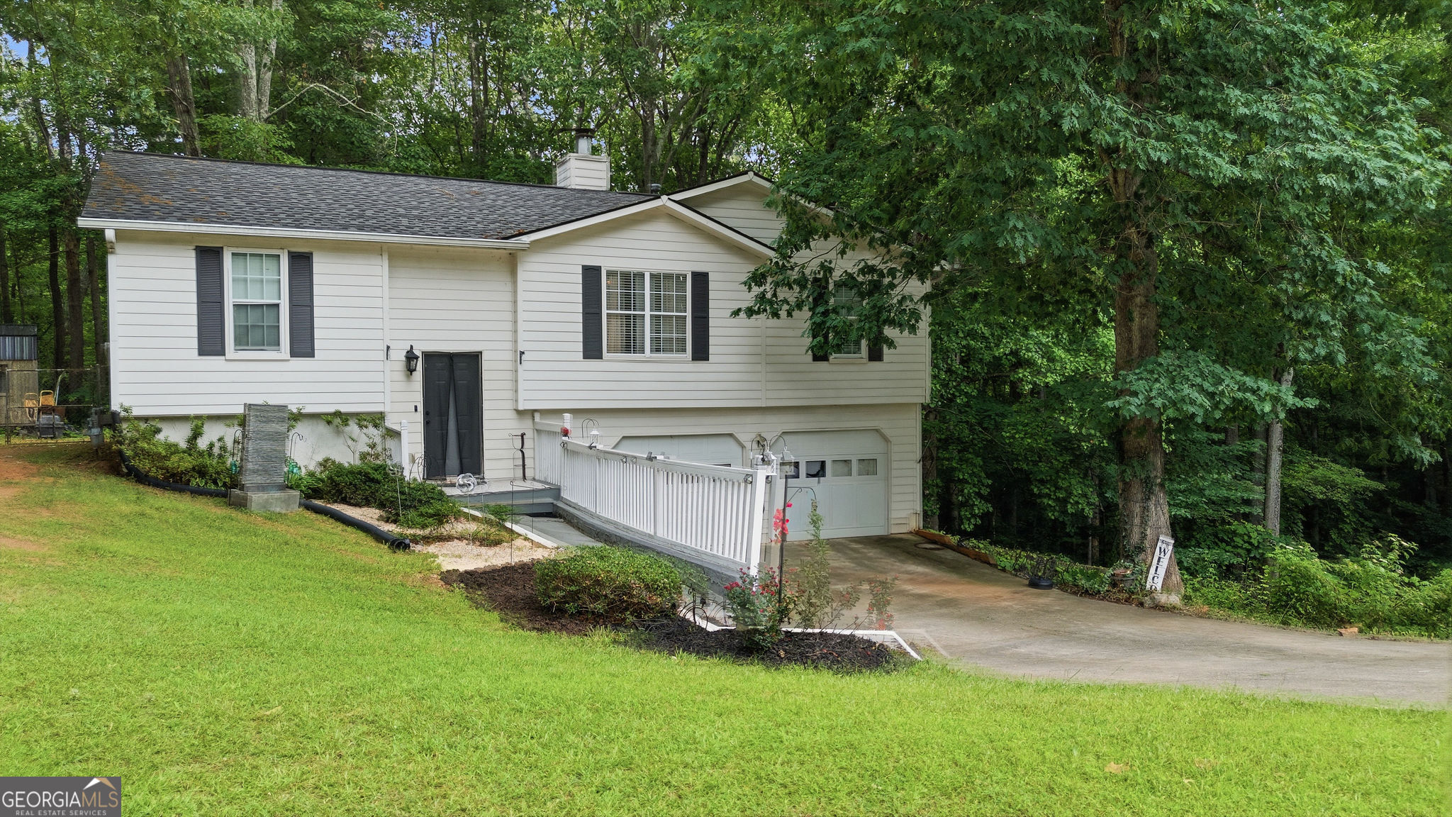 40 Cade Court Property Photo 2