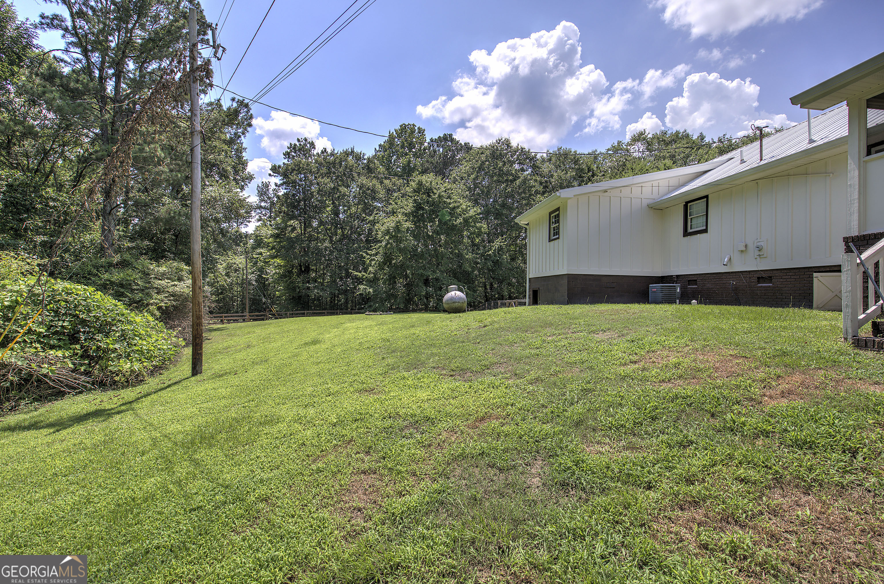 779 Polk Lane Property Photo 2