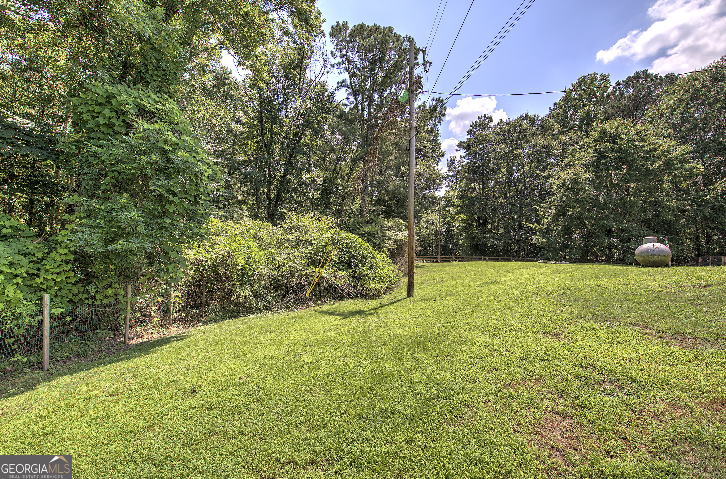779 Polk Lane Property Photo 3