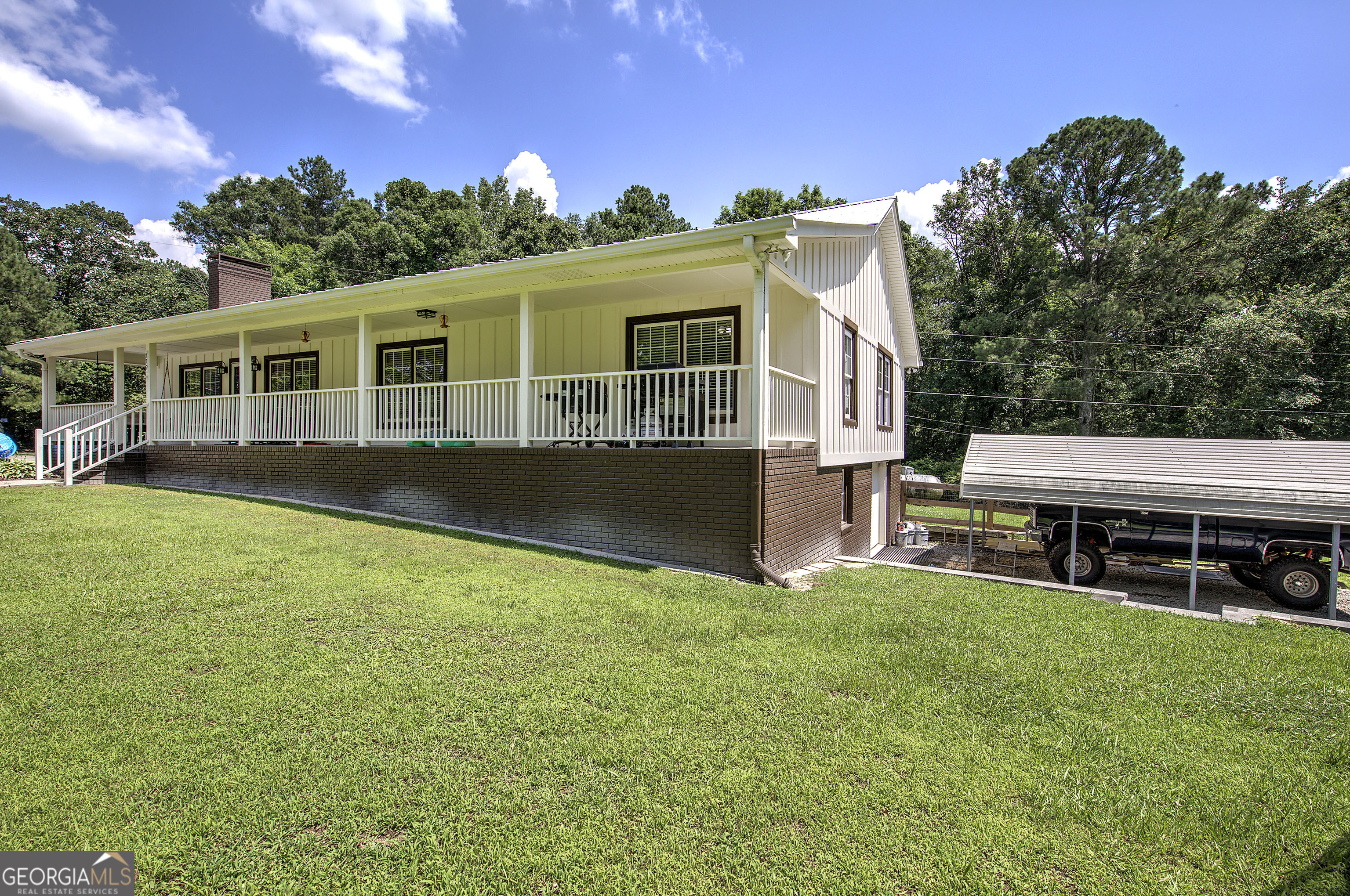 779 Polk Lane Property Photo 4