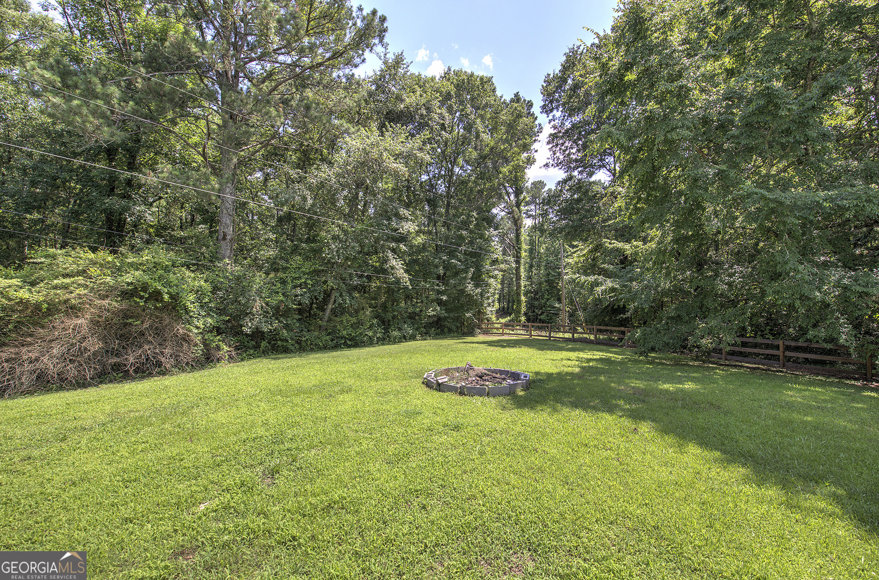 779 Polk Lane Property Photo 8