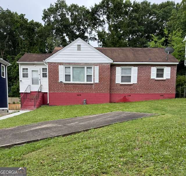 1621 Van Vleck Avenue SE Property Photo 1