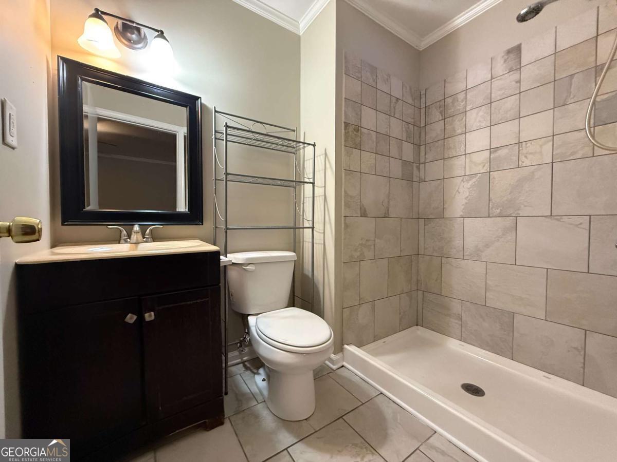 3945 Fraser Circle Property Photo 6