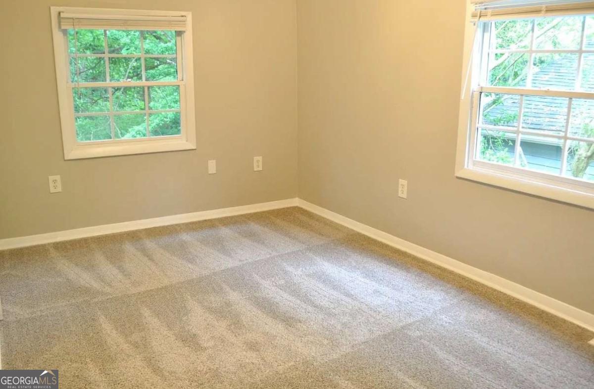 3047 Alston Drive Property Photo 7
